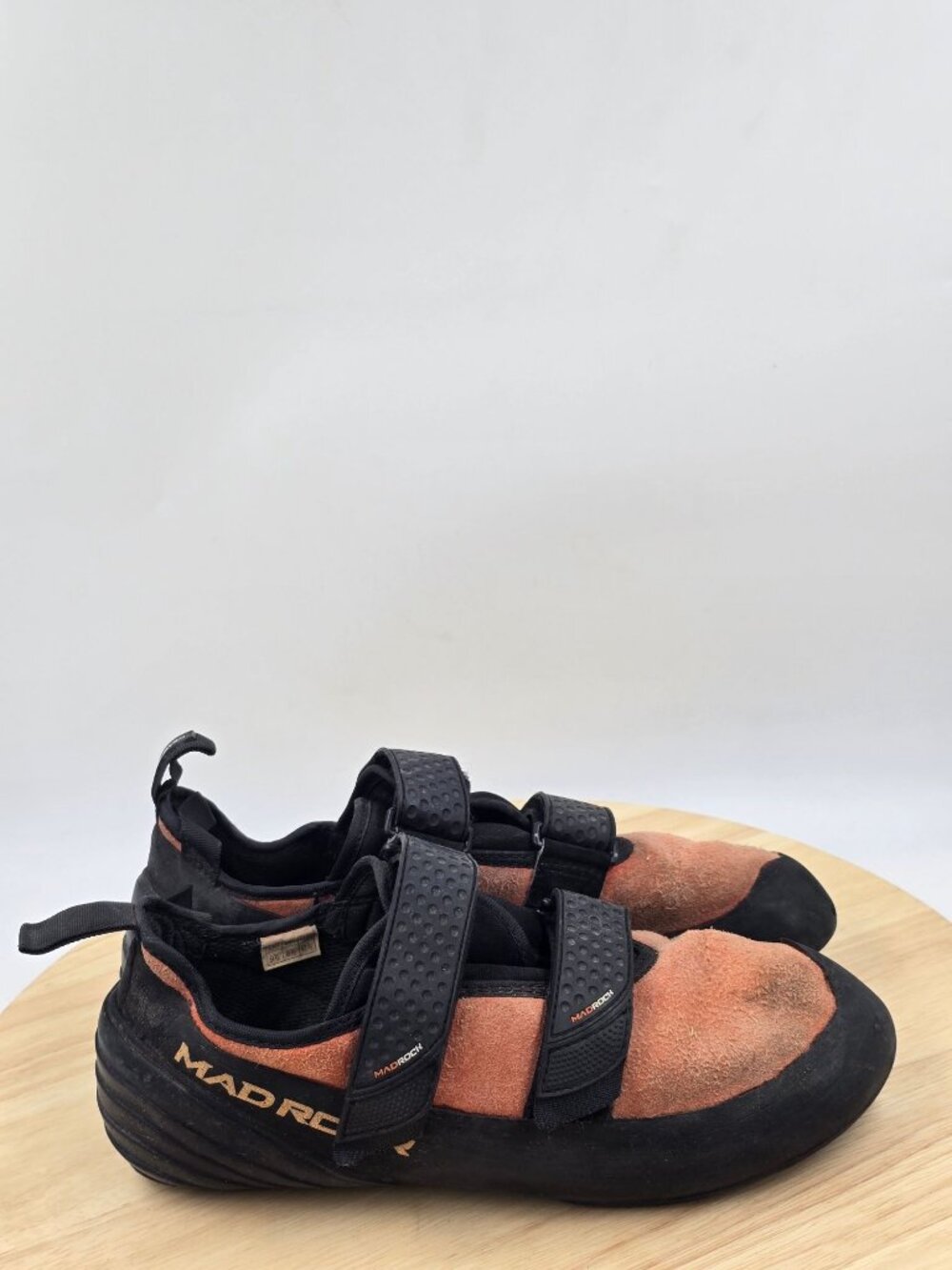MAD ROCK FLASH 2.0 rock climbing shoes Mens sz 9.5